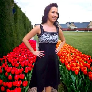 Vintage 70s Black with Metallic Silver Design Dress XS